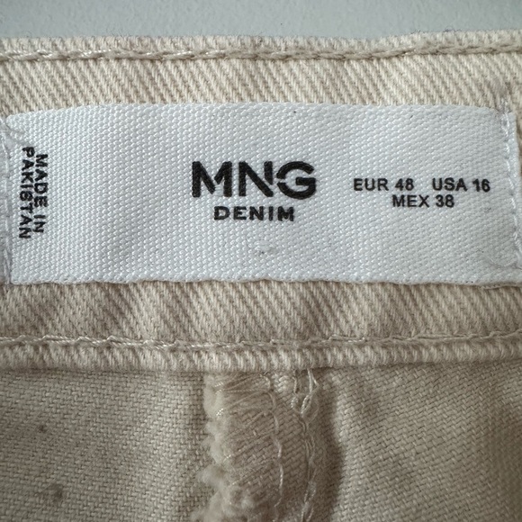 MNG mango denim high waisted utility pants. Great for spring/summer - Picture 3 of 6
